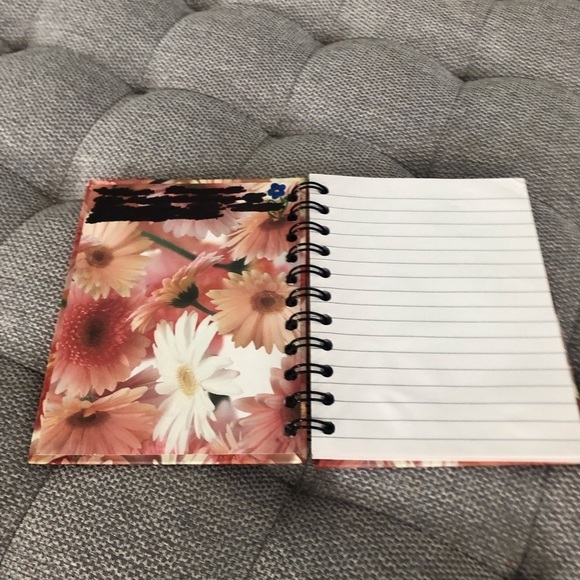 Gerber Daisy spiral notebook - Picture 3 of 6